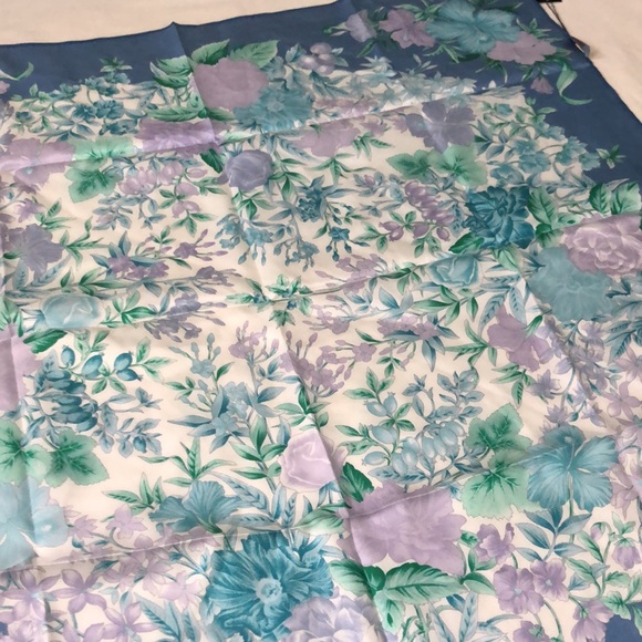 Vintage Jim Johnson Pure Silk Wrap - Picture 10 of 11